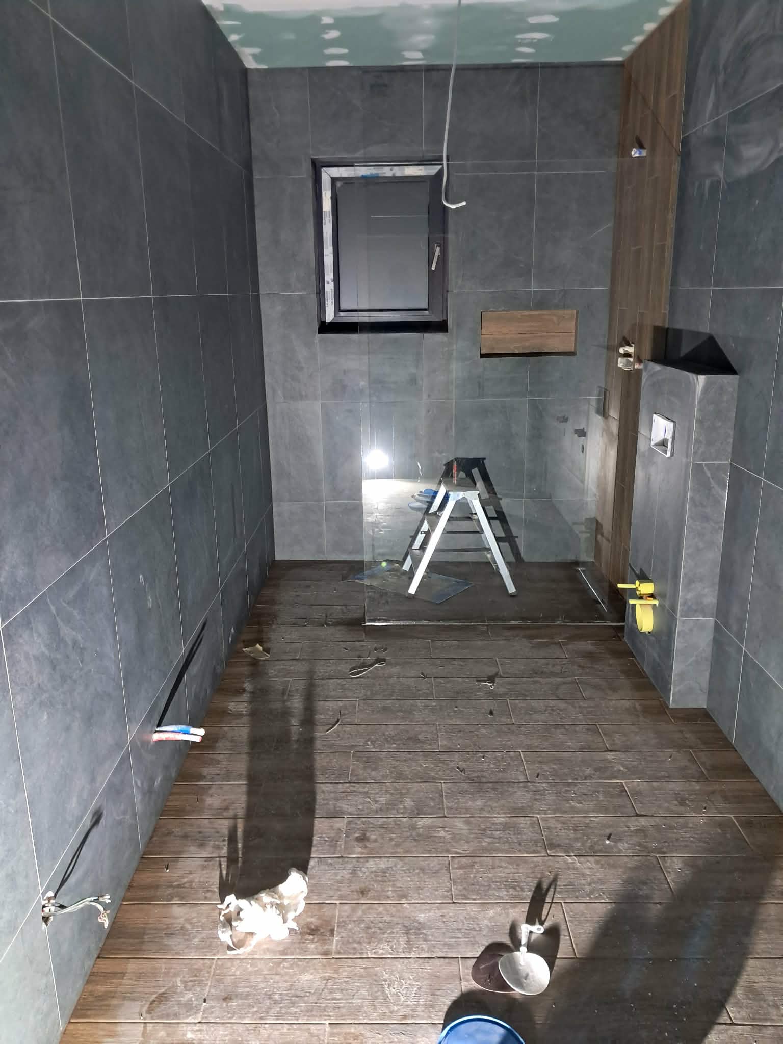 Obmurovanie Geberitu